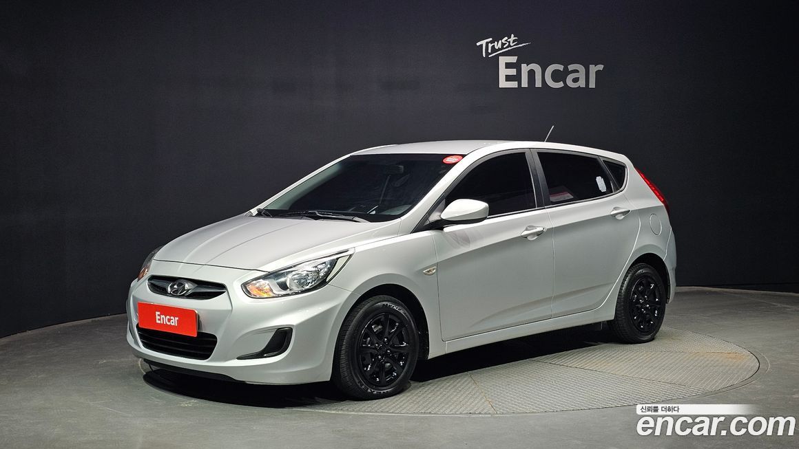 Hyundai Accent 2015
