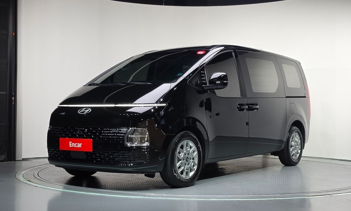 Hyundai Staria 2025