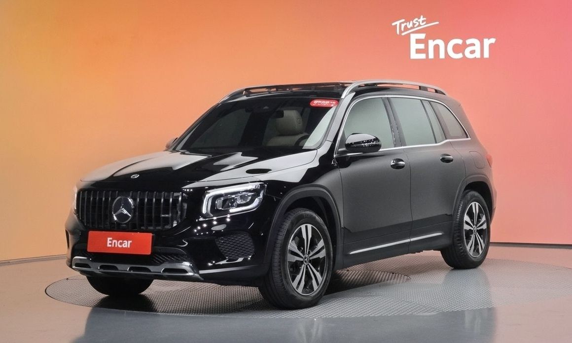 Mercedes-Benz GLB-Class 2021