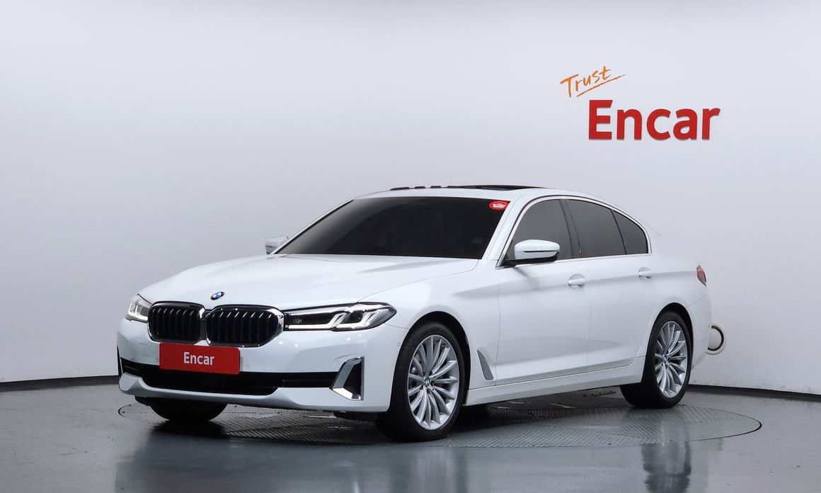BMW 5-Series 2023
