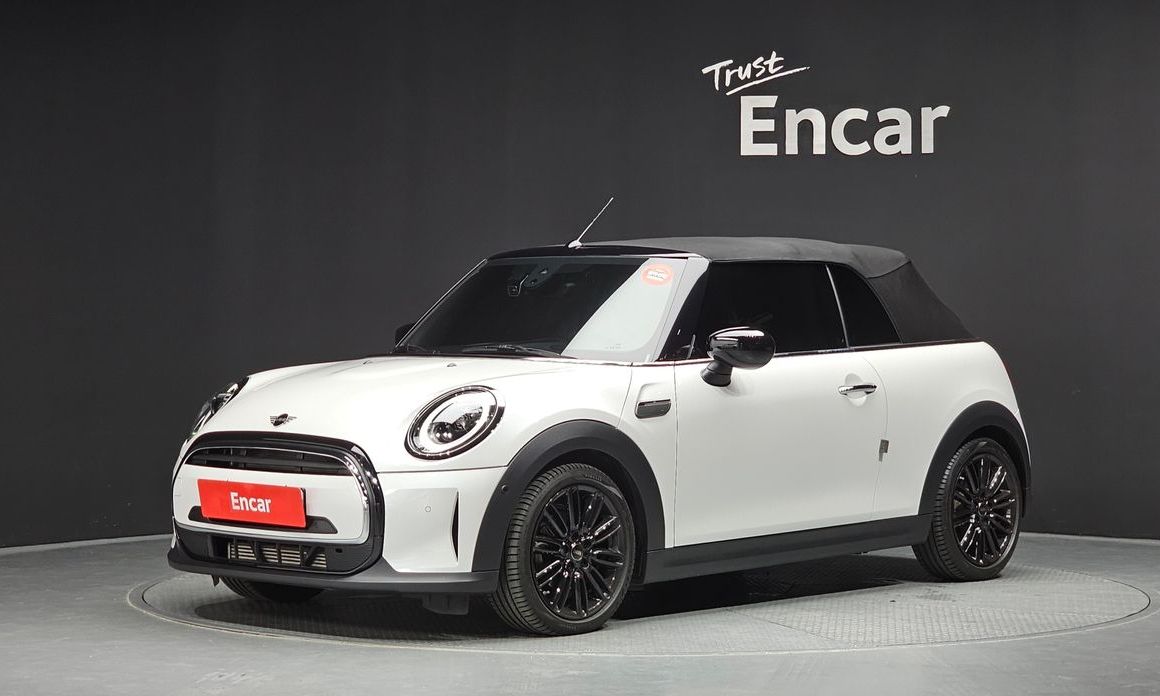 Mini Cooper Convertible 2024