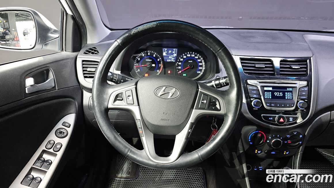 Hyundai Accent 2016