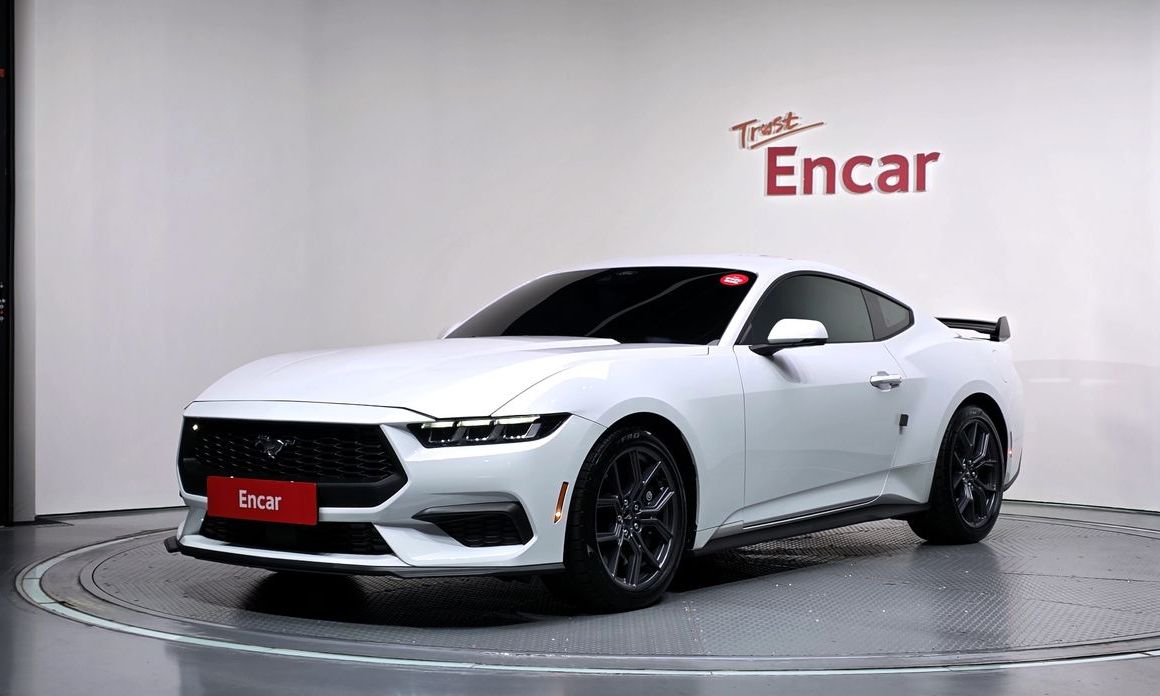 Ford Mustang 2024