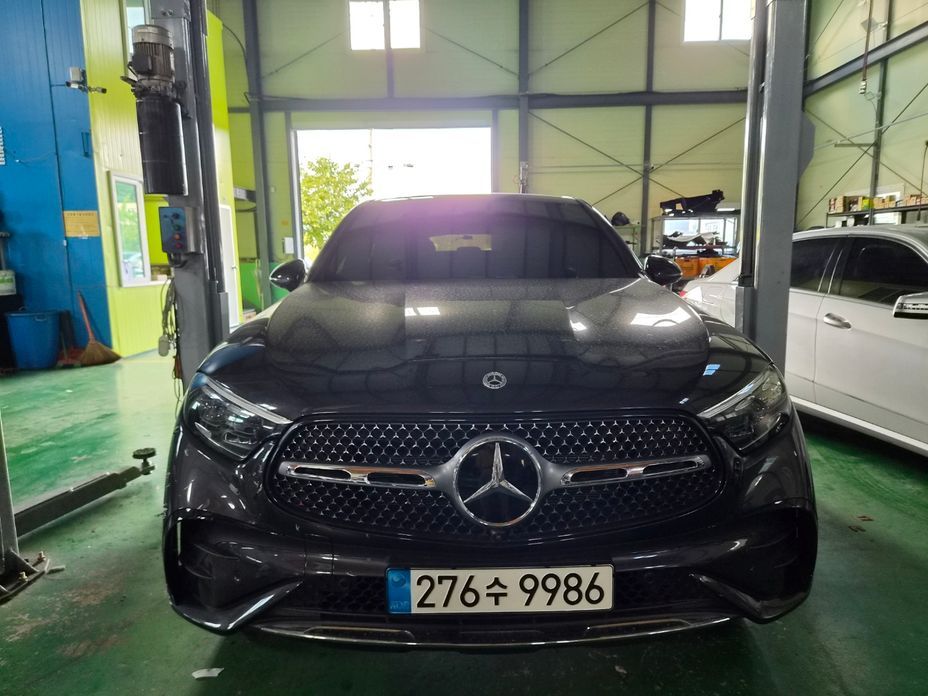Mercedes-Benz GLC-Class 2025