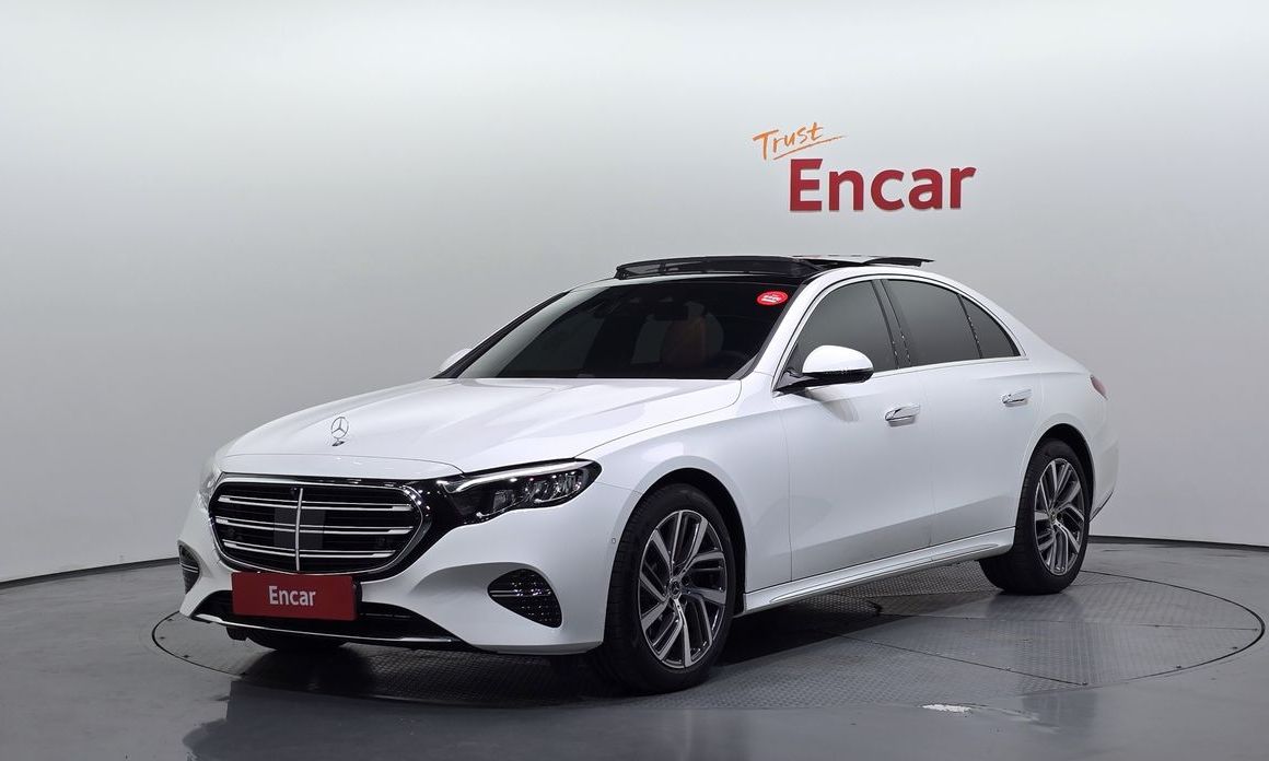 Mercedes-Benz E-Class 2025