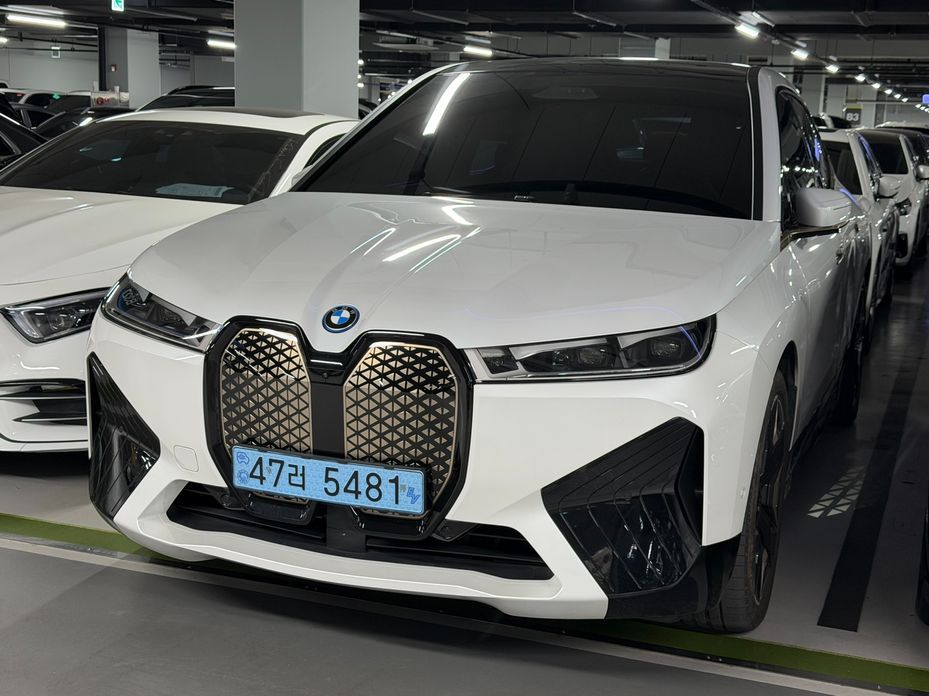 BMW iX 2022