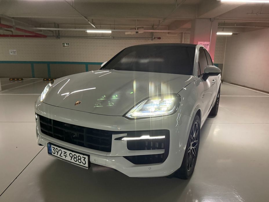 Porsche Cayenne 2025