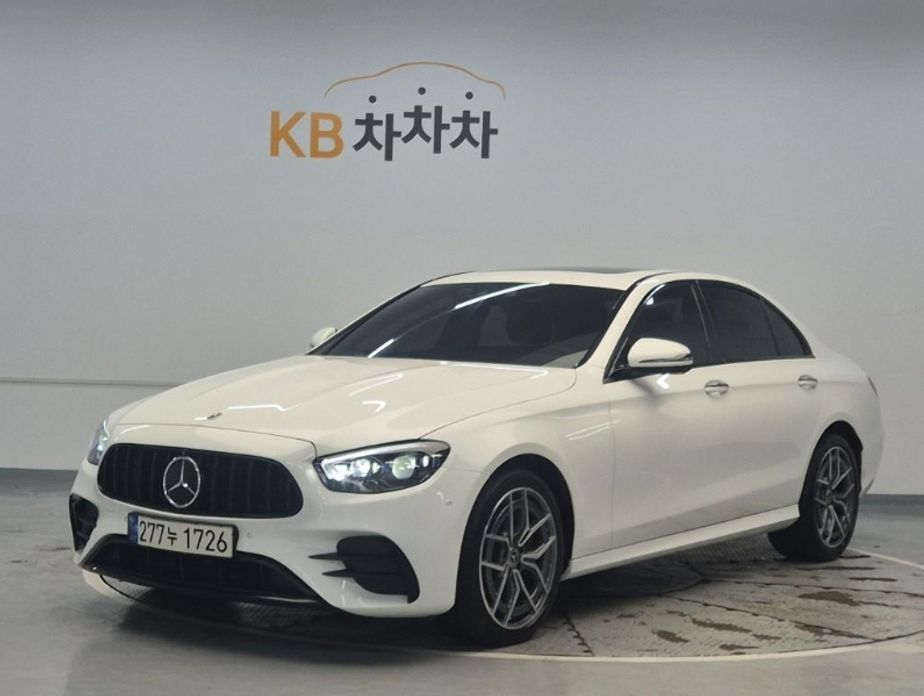 Mercedes-Benz E-Class 2023