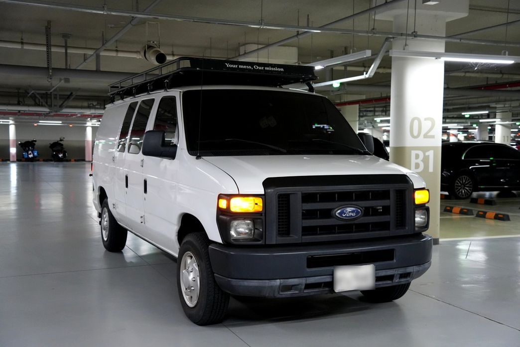 Ford E-Series 2011