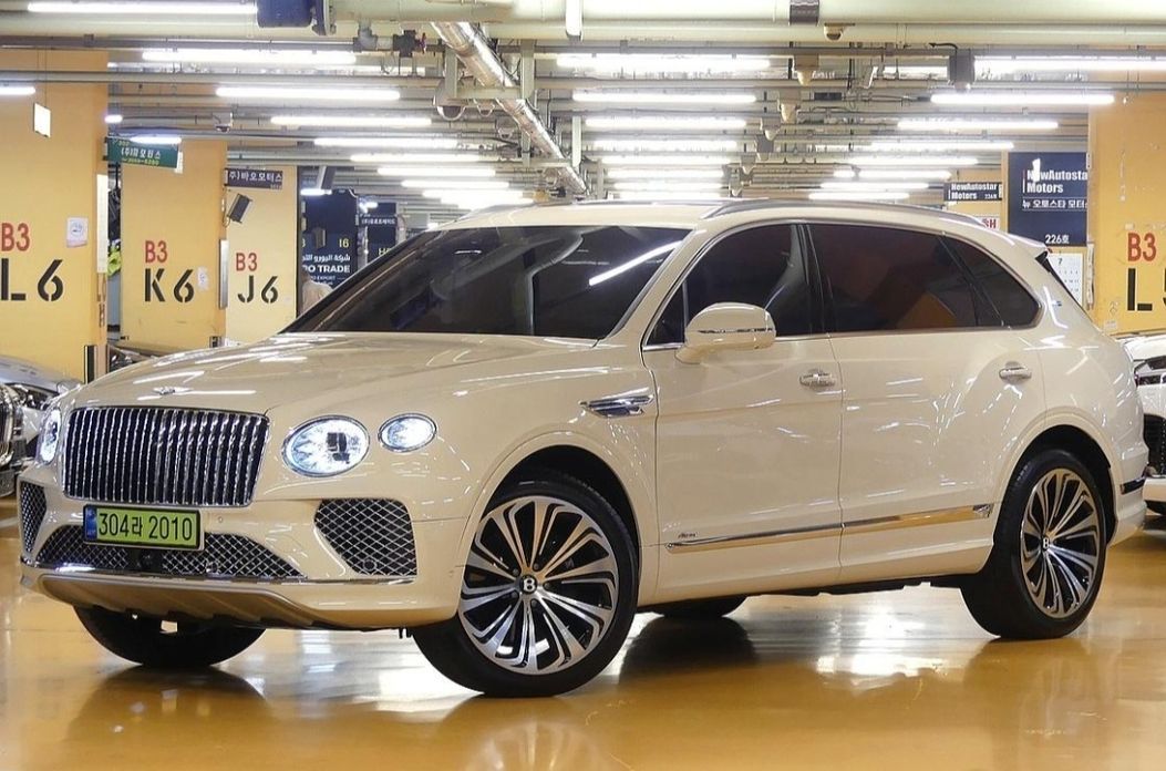 Bentley Bentayga 2024