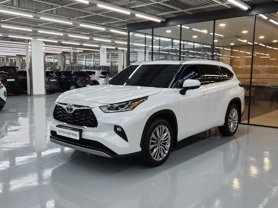 Toyota Highlander 2025