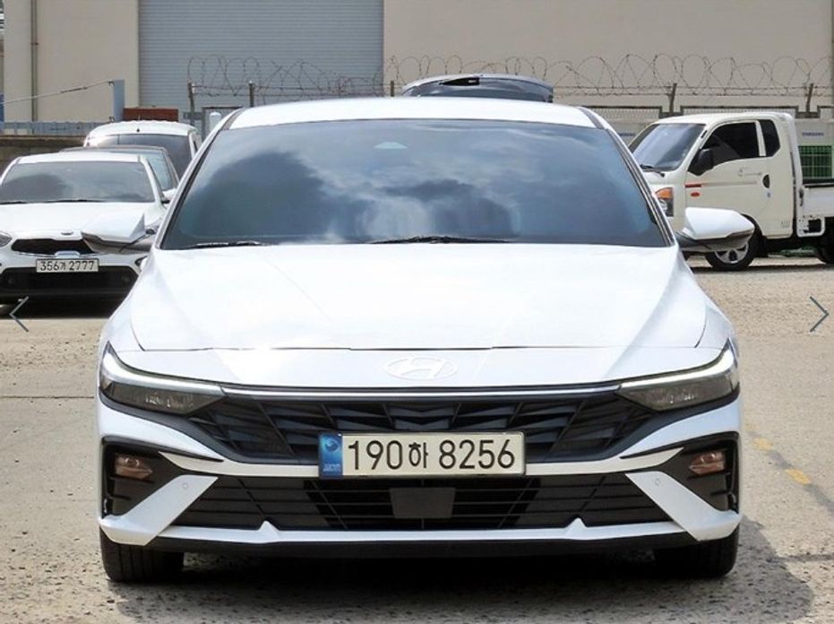 Hyundai AVANTE 2024