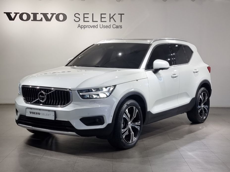 Volvo XC40 2021