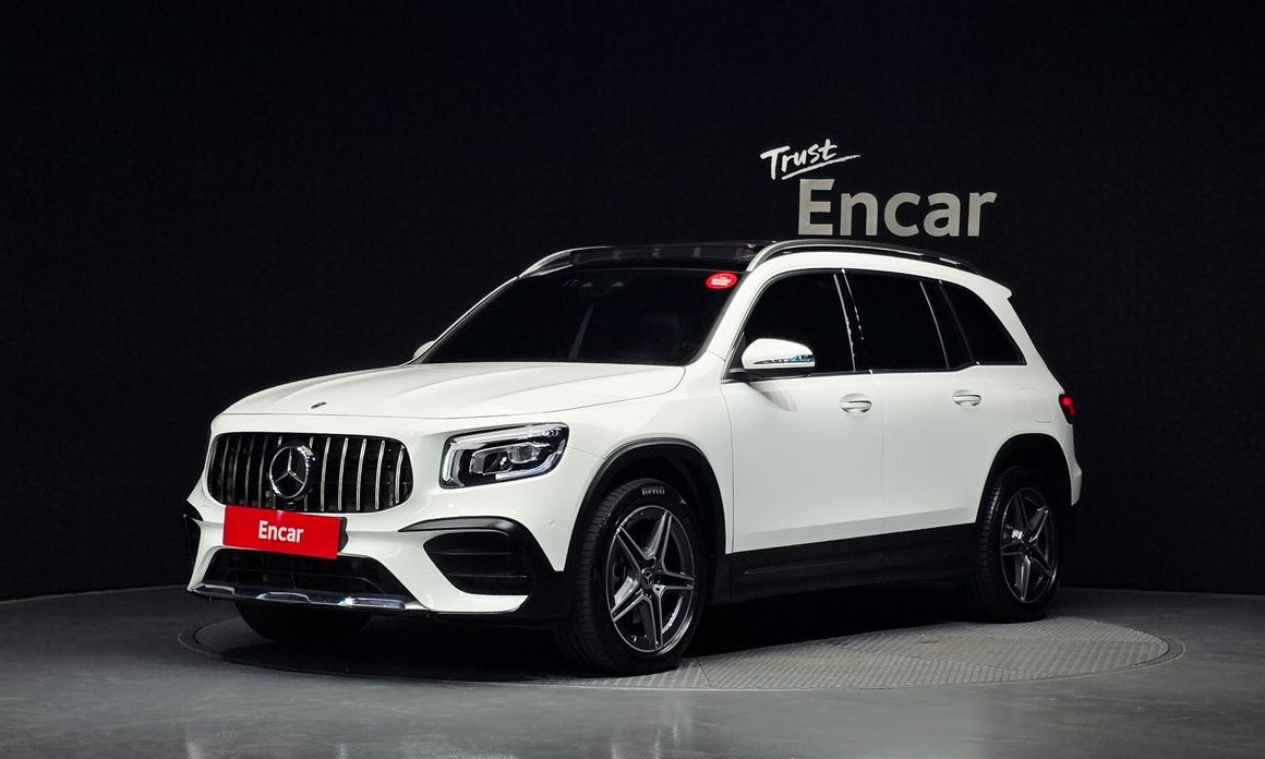 Mercedes-Benz GLB-Class 2023