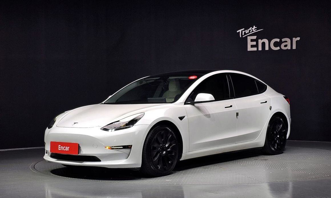 Tesla Model 3 2021