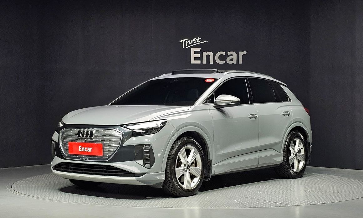 Audi Q4 e-tron 2023
