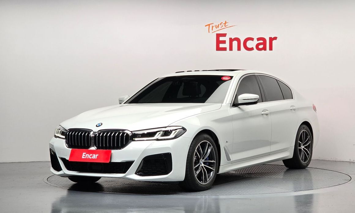 BMW 5-Series 2023