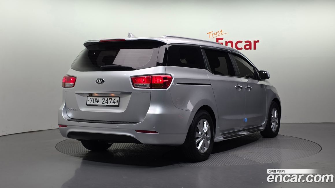Kia Canival 2016