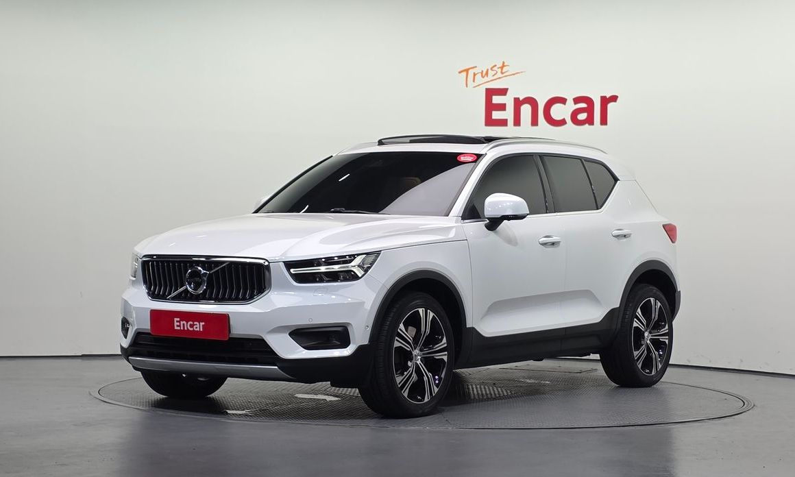 Volvo XC40 2021