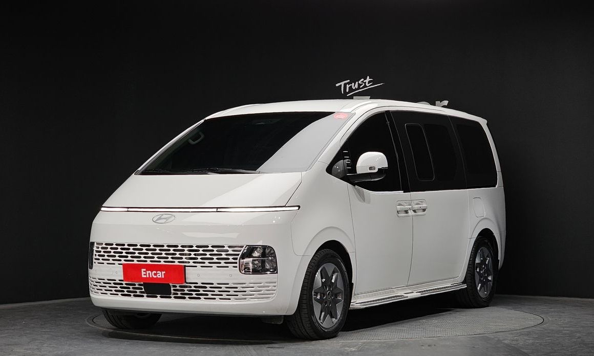 Hyundai Staria 2025