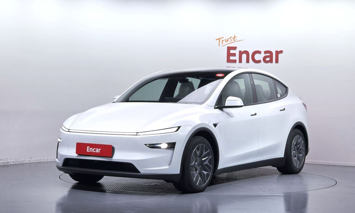Tesla Model Y 2026