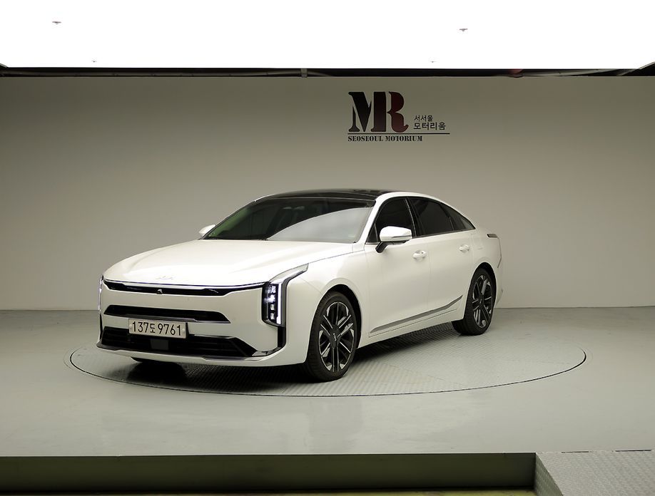 Kia K8 2025