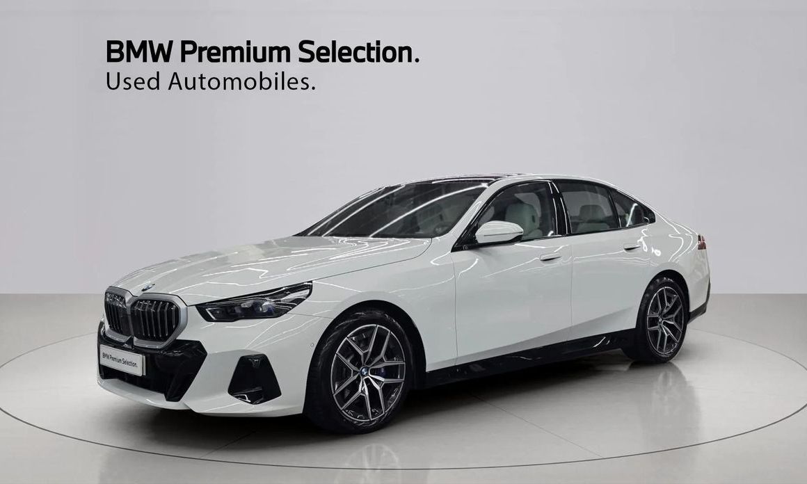 BMW 5-Series 2026