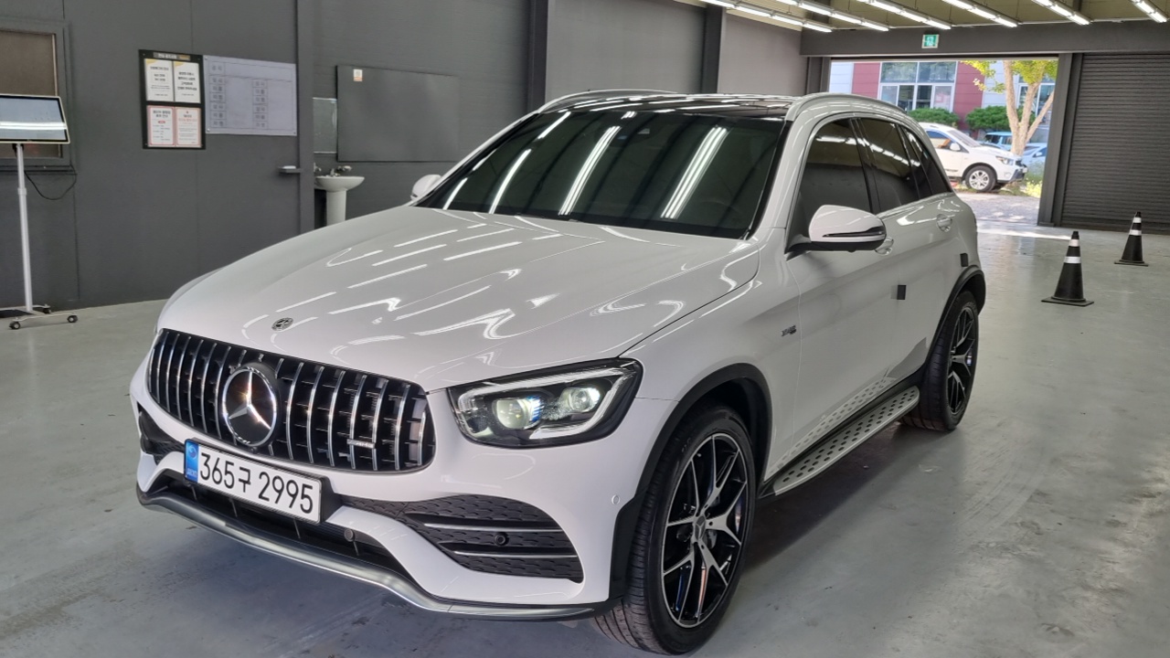 Mercedes-Benz GLC-Class 2022