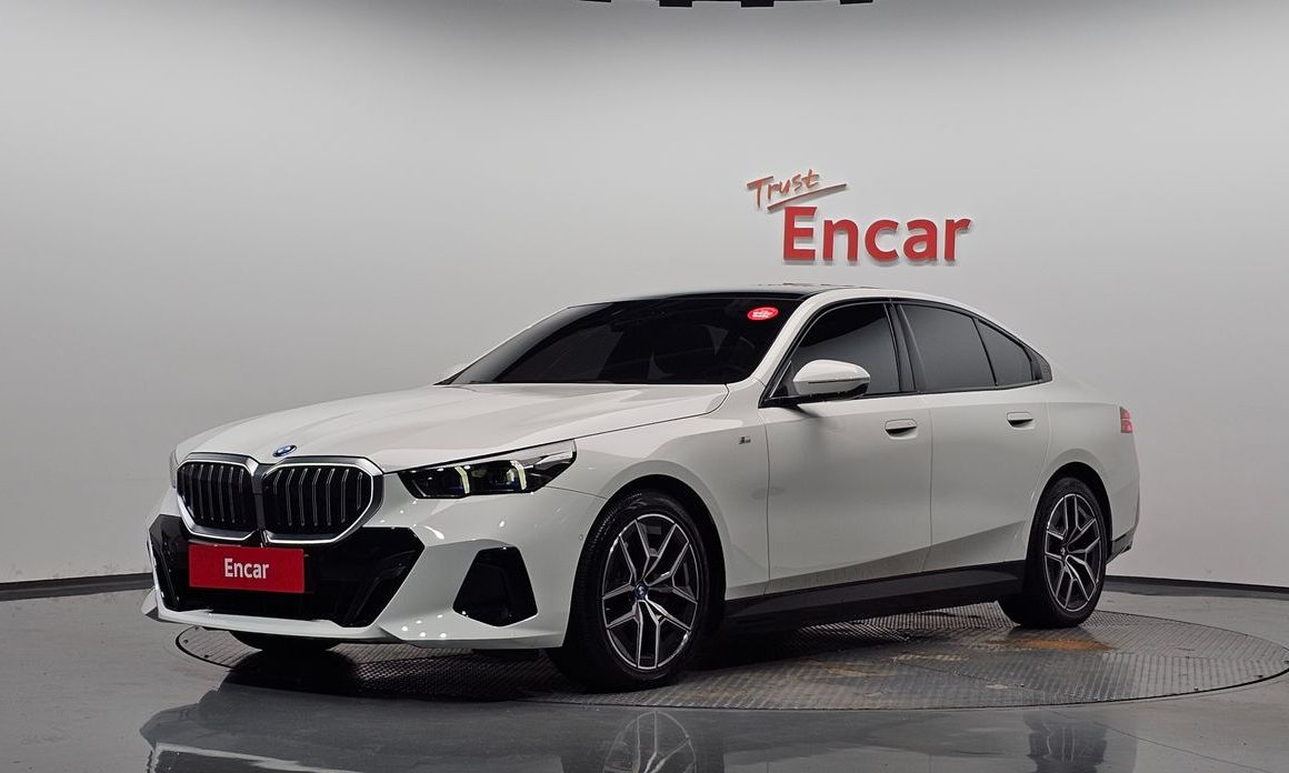 BMW i5 2024