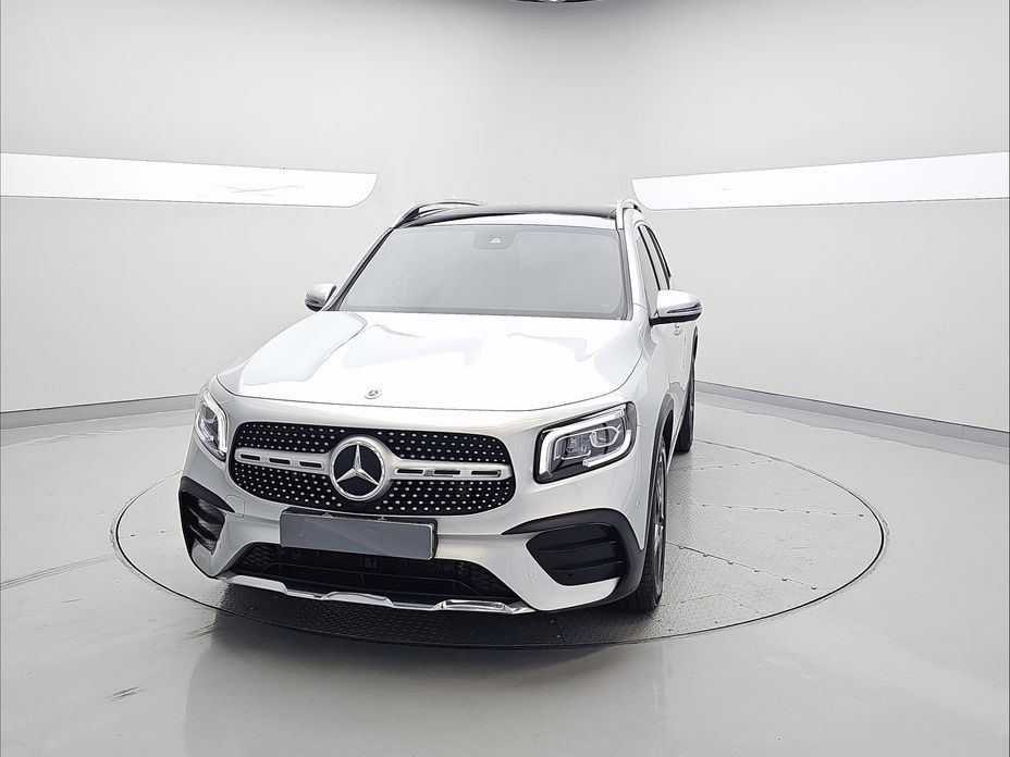 Mercedes-Benz GLB-Class 2020