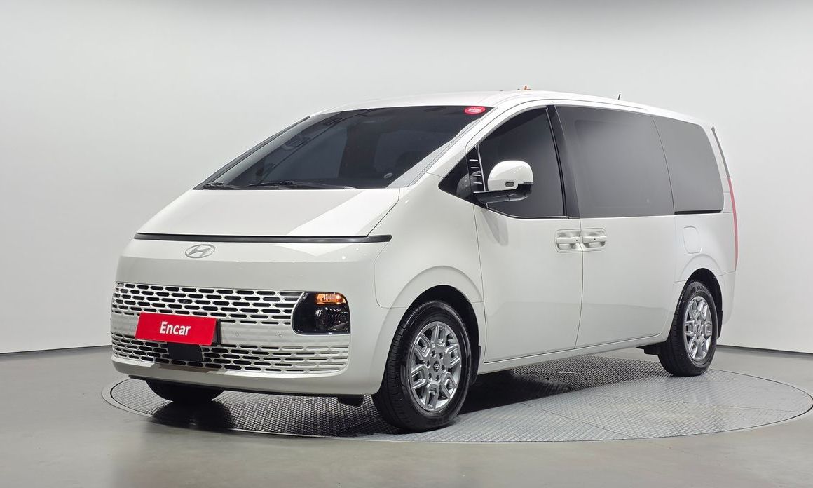 Hyundai Staria 2025