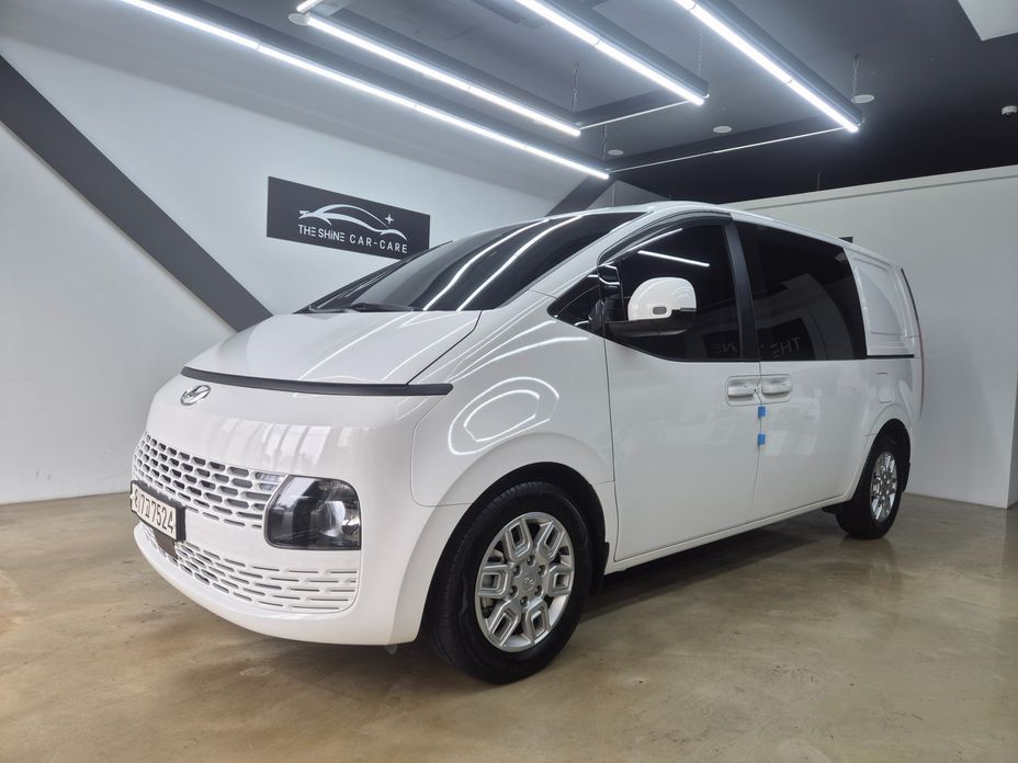 Hyundai Staria 2022