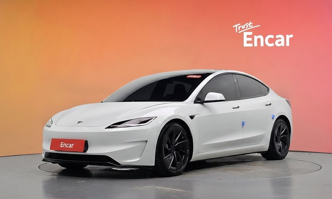 Tesla Model 3 2026