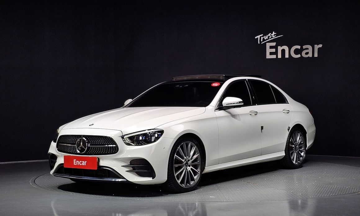 Mercedes-Benz E-Class 2021