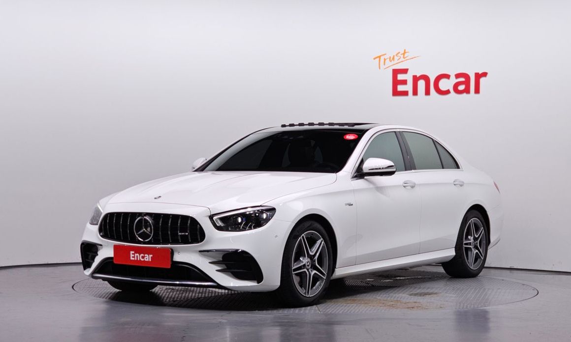 Mercedes-Benz E-Class 2023