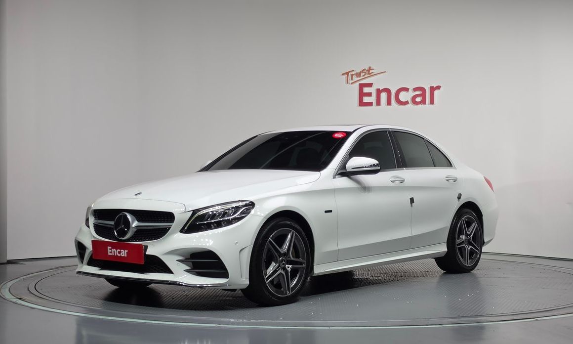 Mercedes-Benz C-Class 2020