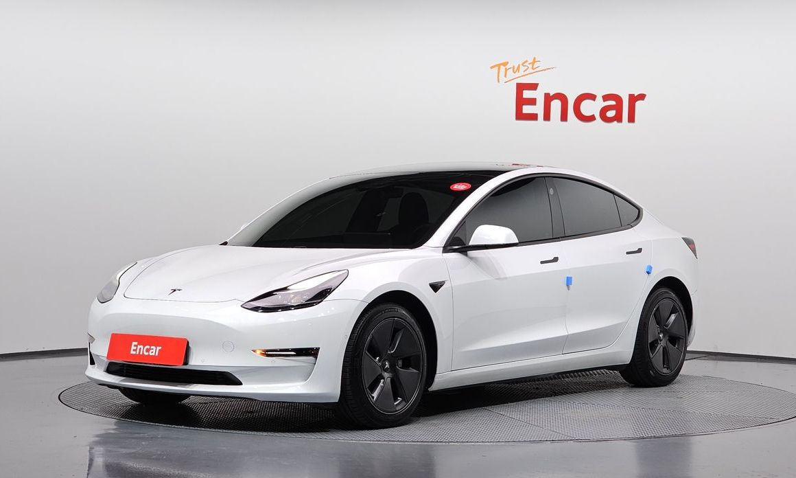 Tesla Model 3 2021