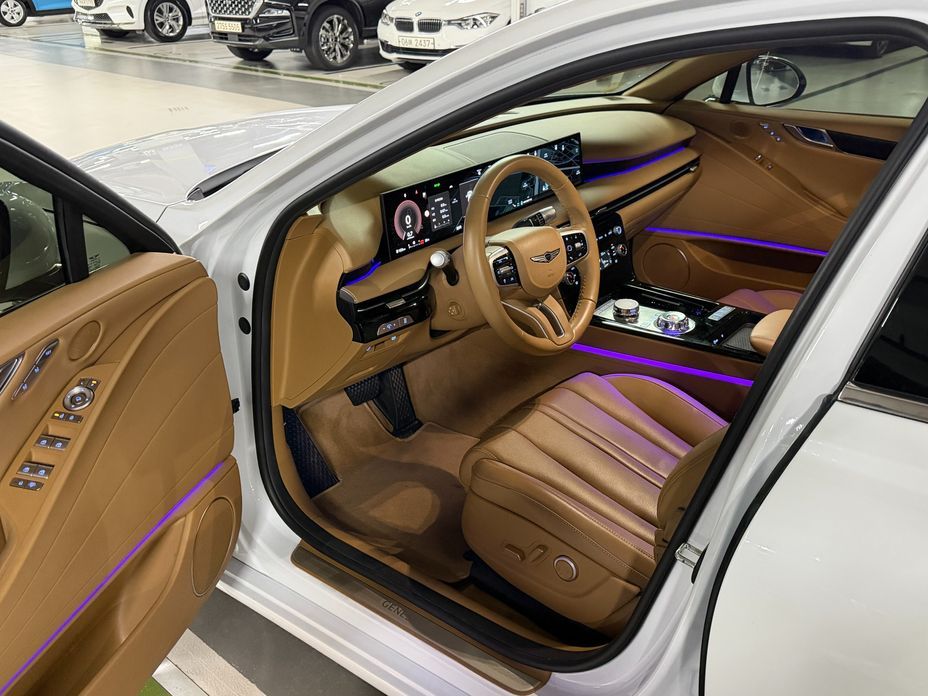 Genesis G80 2025