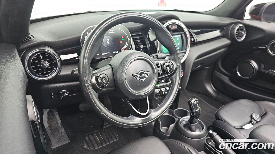 Mini Cooper Convertible 2021