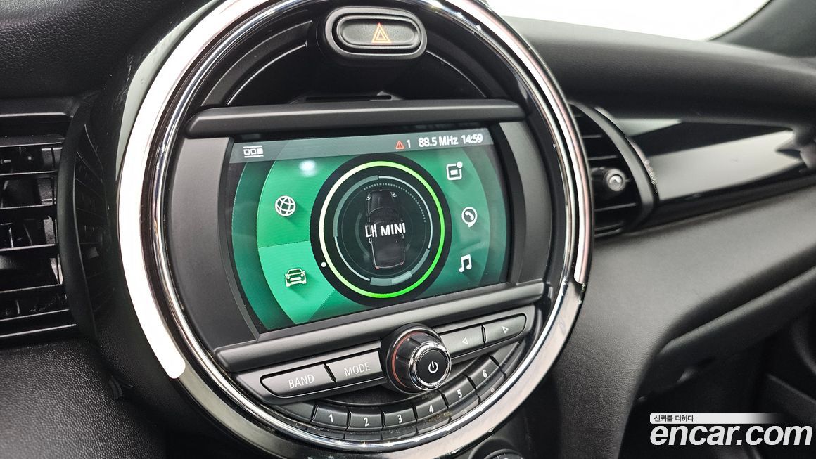 Mini Cooper Convertible 2021