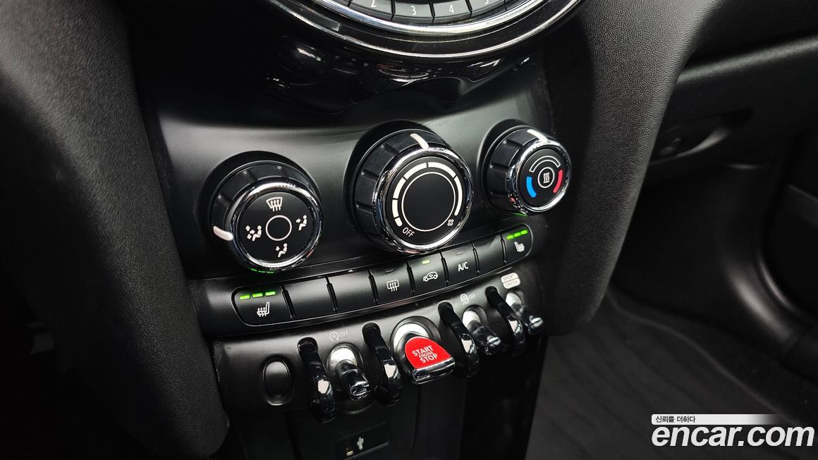 Mini Cooper Convertible 2021