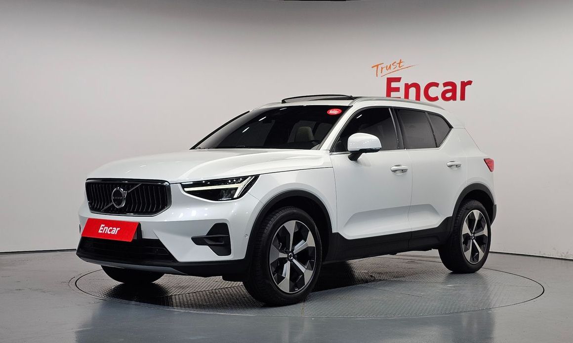 Volvo XC40 2023