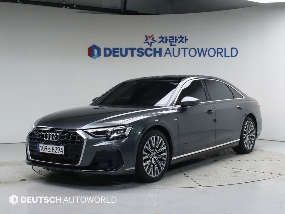 Audi A8 2022