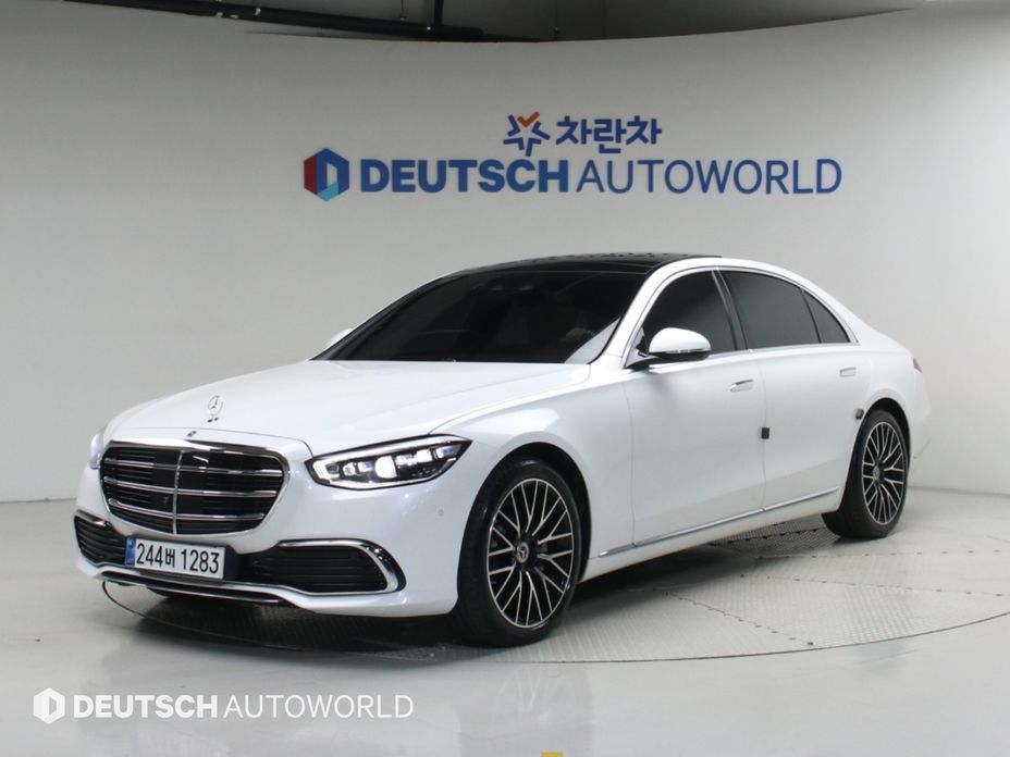 Mercedes-Benz S-Class 2024