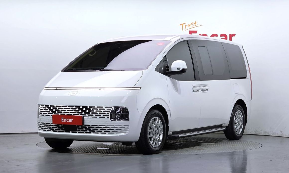 Hyundai Staria 2025