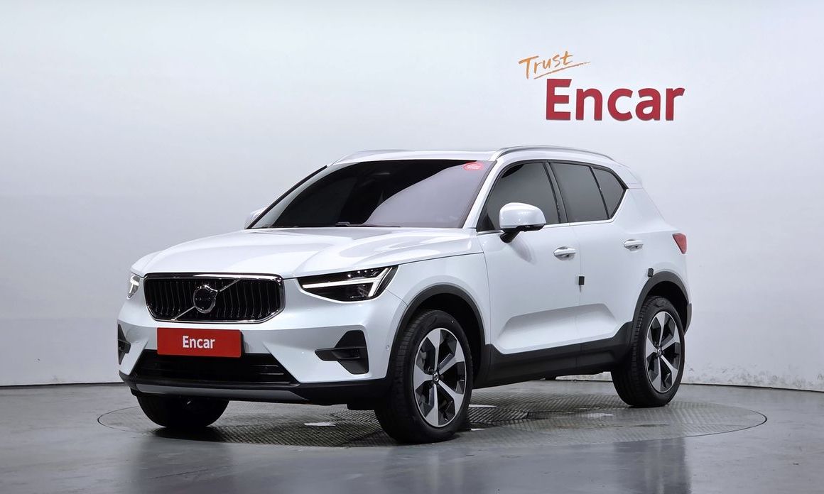 Volvo XC40 2024