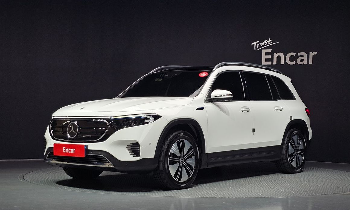 Mercedes-Benz EQB 2023