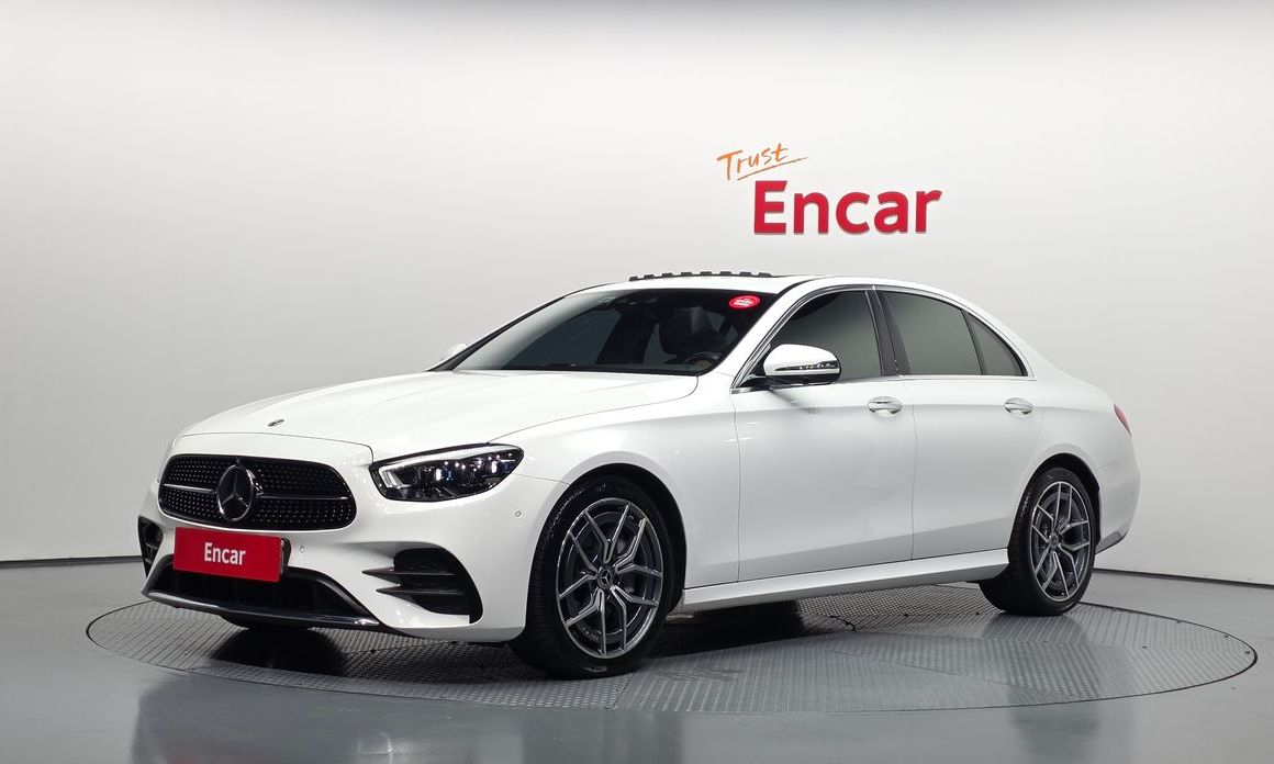 Mercedes-Benz E-Class 2022