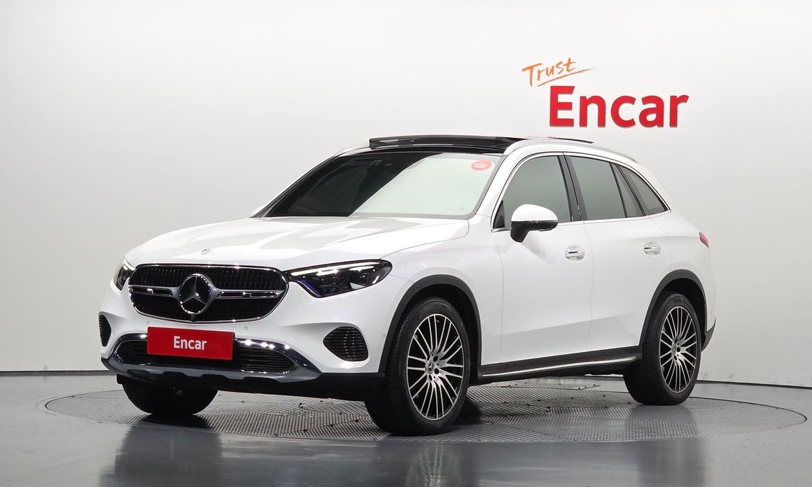Mercedes-Benz GLC-Class 2023