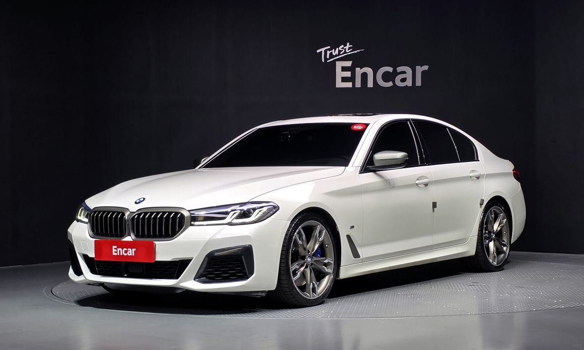 BMW 5-Series 2021